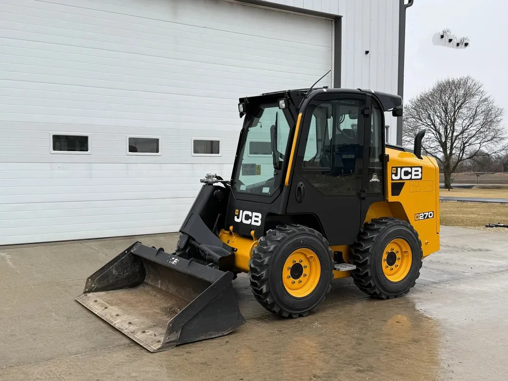 2022 JCB 270