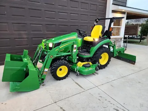 2019 John Deere 2025R