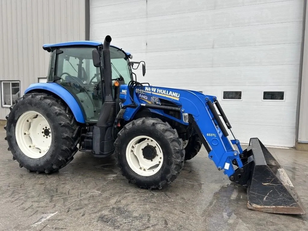 2015 New Holland T4.120